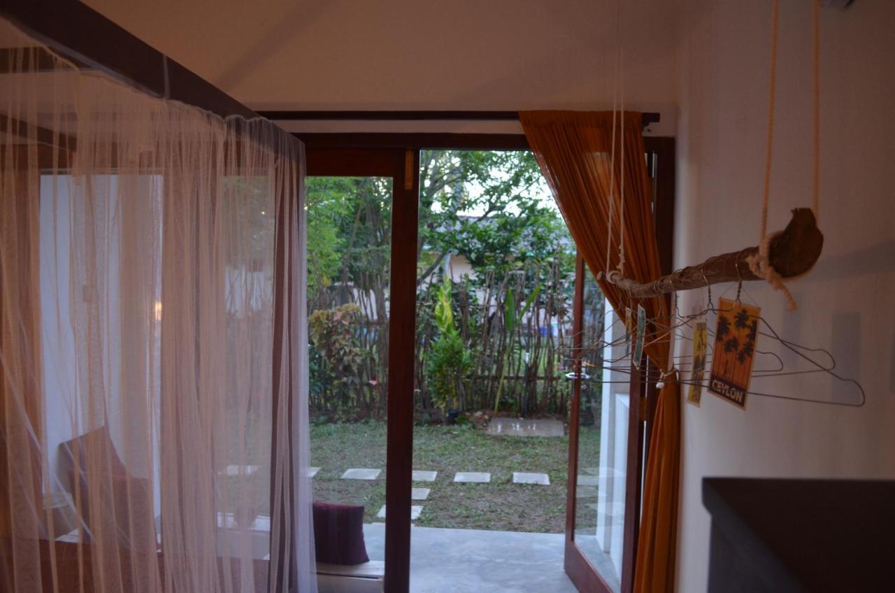 Chez Podi Surf Stay Mirissa Εξωτερικό φωτογραφία