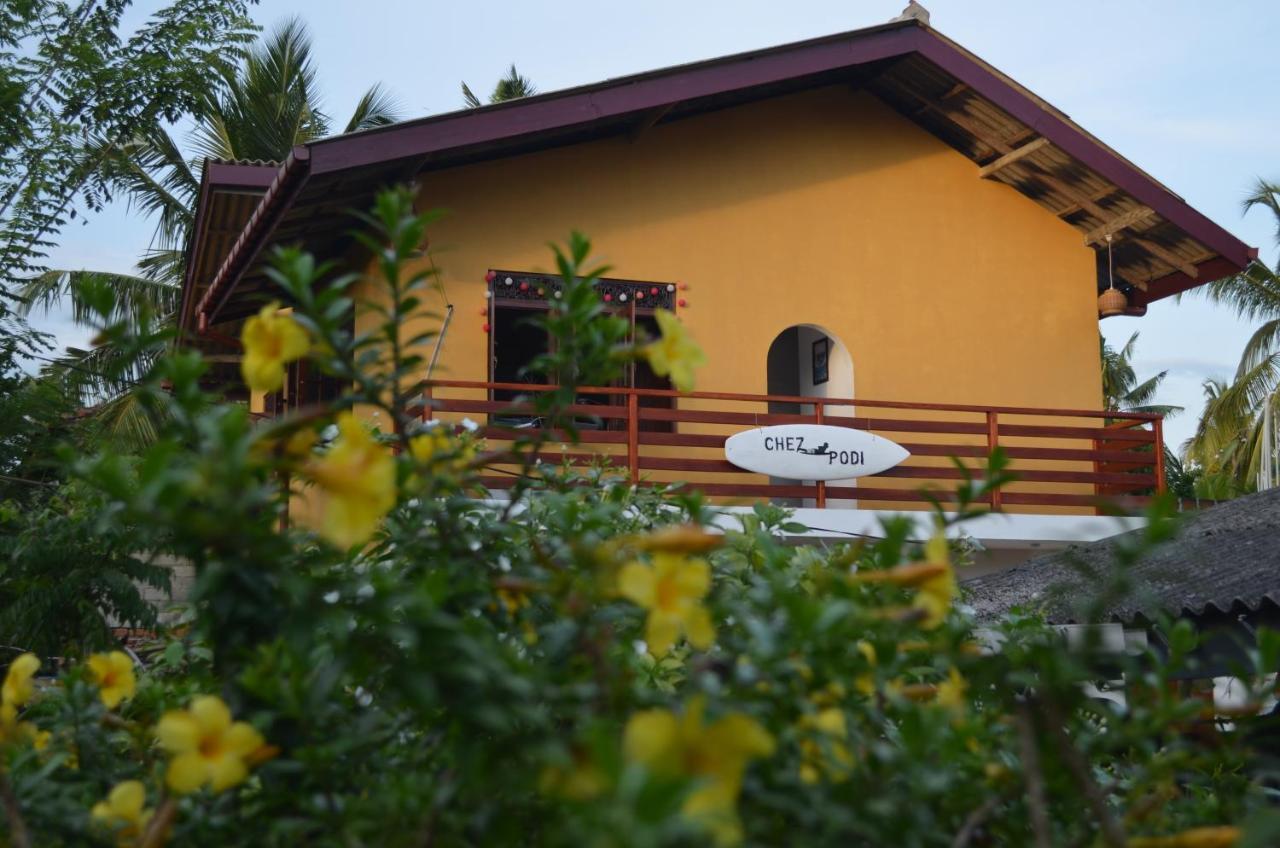 Chez Podi Surf Stay Mirissa Εξωτερικό φωτογραφία