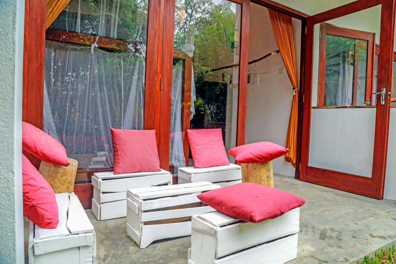 Chez Podi Surf Stay Mirissa Εξωτερικό φωτογραφία