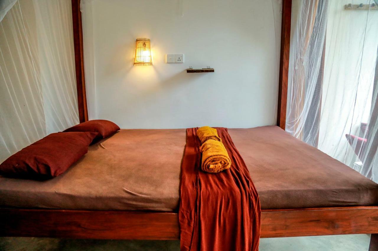 Chez Podi Surf Stay Mirissa Εξωτερικό φωτογραφία